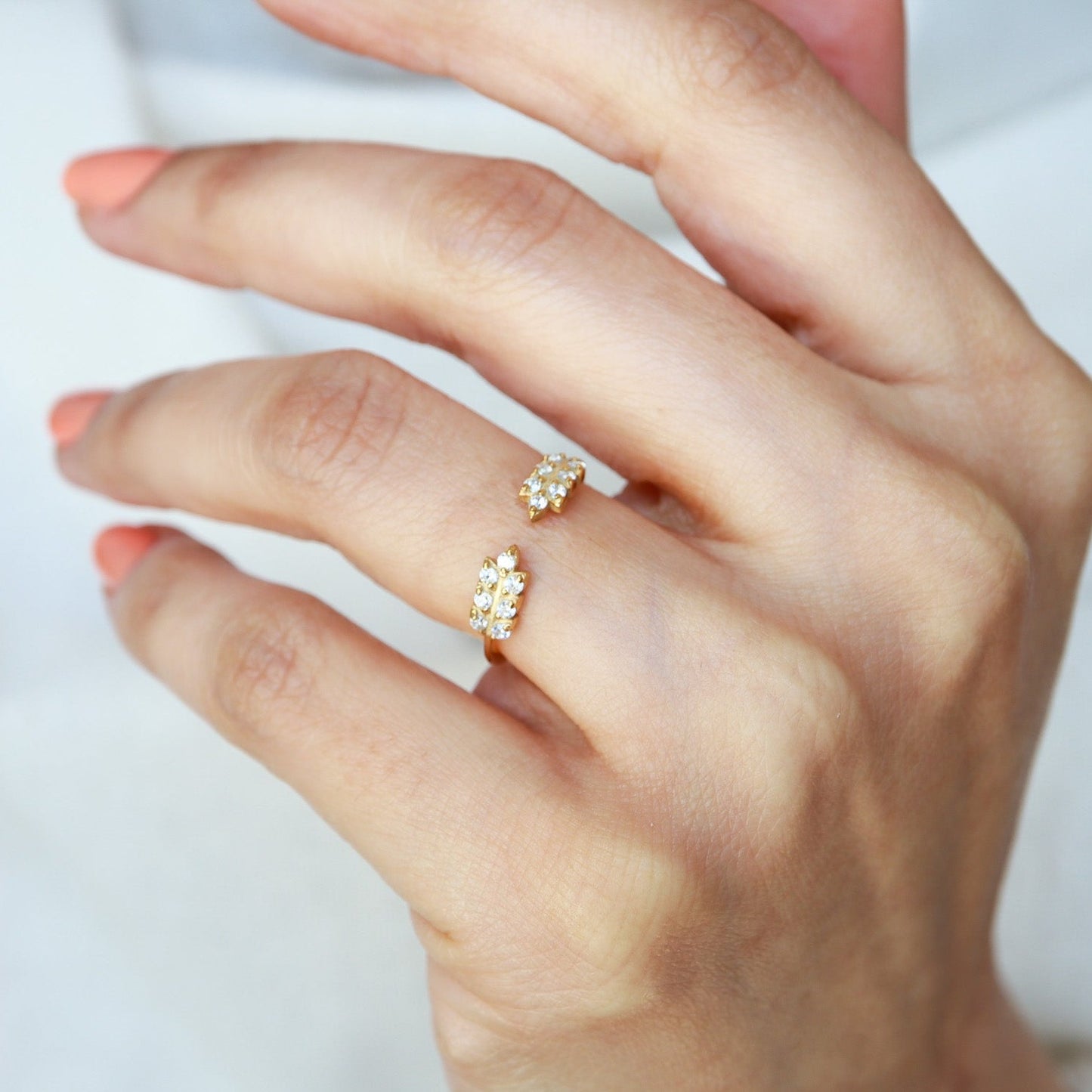 Pırlantalı Minimal Yüzük