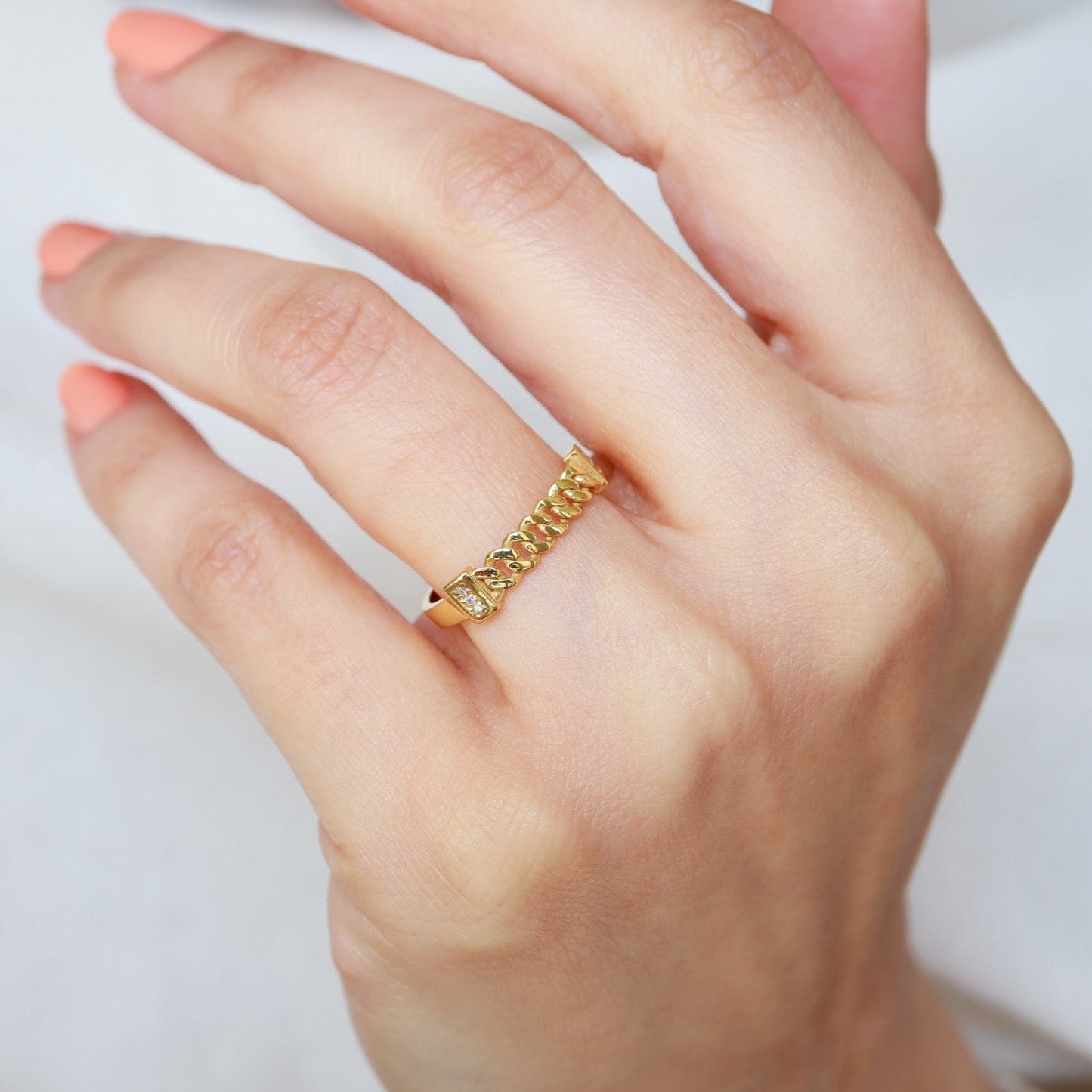 Minimal Pırlantalı Yüzük