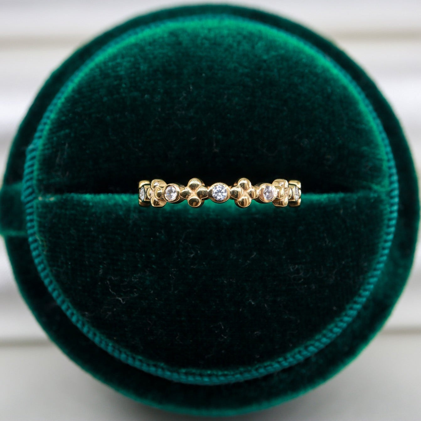 Minimal Pırlantalı Yüzük