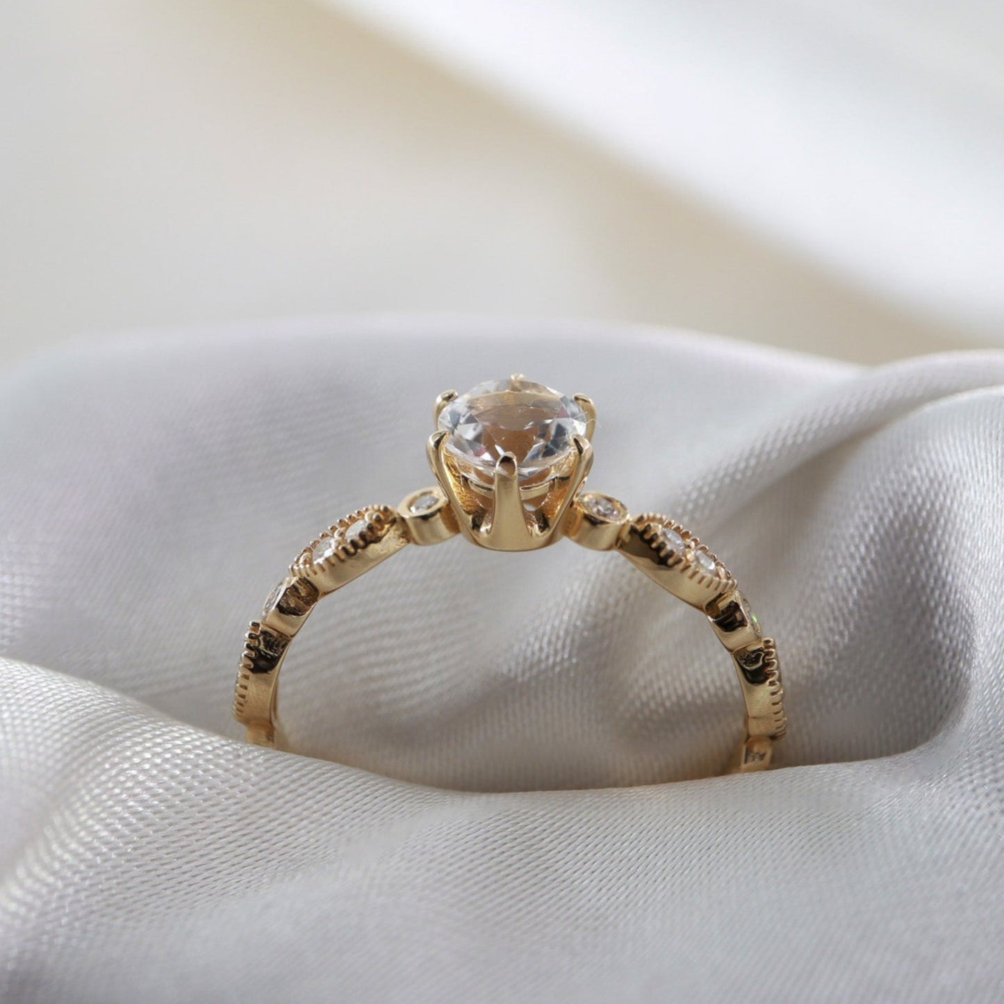 Vintage Beyaz Topaz & Pırlanta