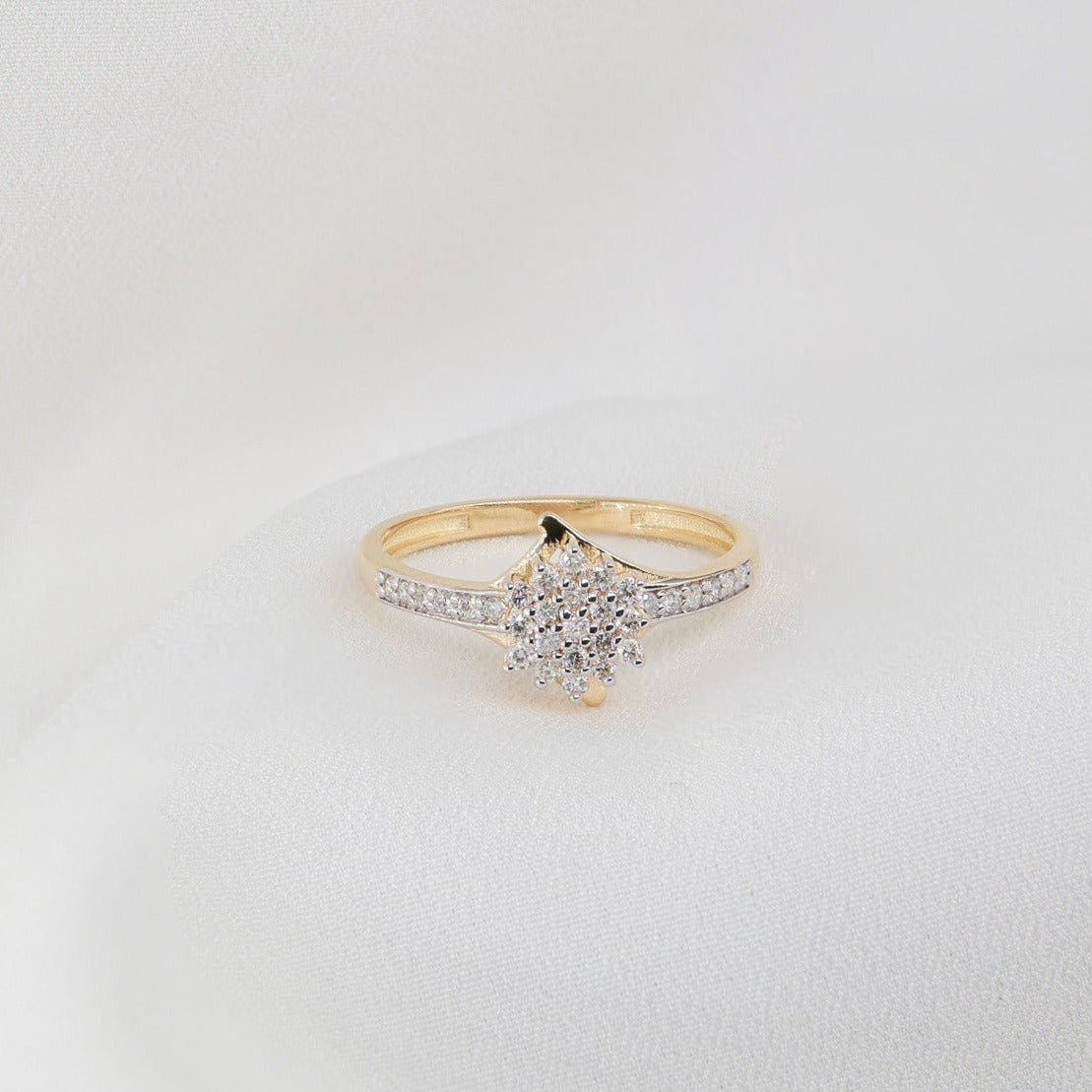 Pırlanta Nişan Yüzüğü