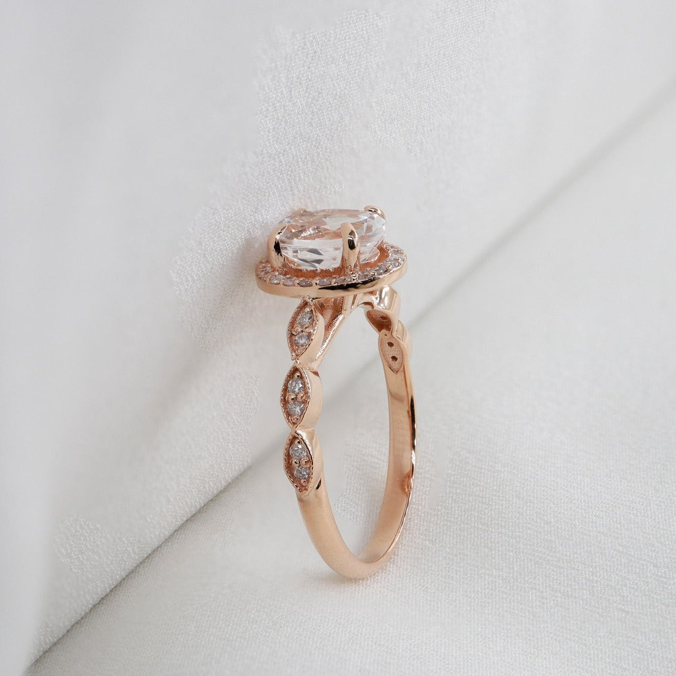 Oval Morganite & Pırlanta Vintage Yüzük