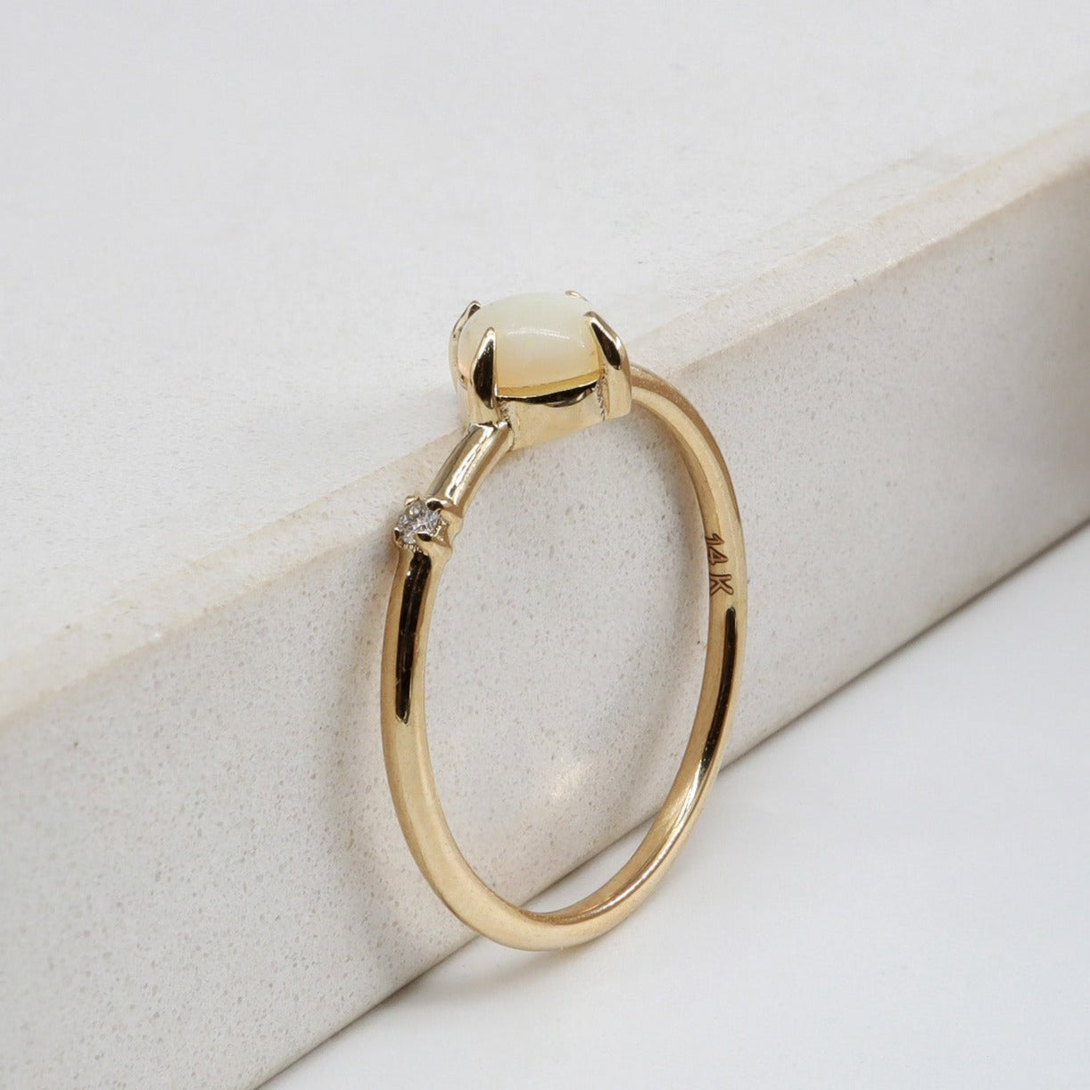 Kapşon Kesim Opal Taş & Pırlanta Vintage Yüzük