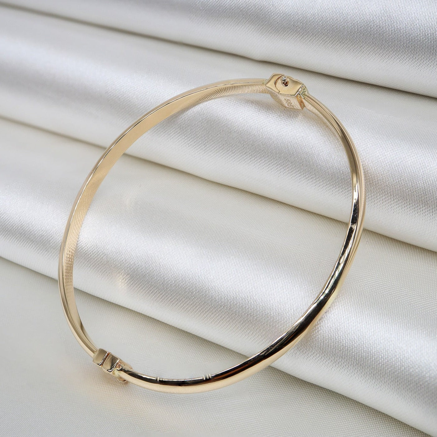 Bombeli Altın Bilezik