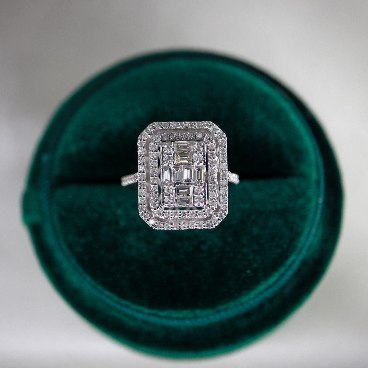 0,95ct Pırlanta Baget Yüzük