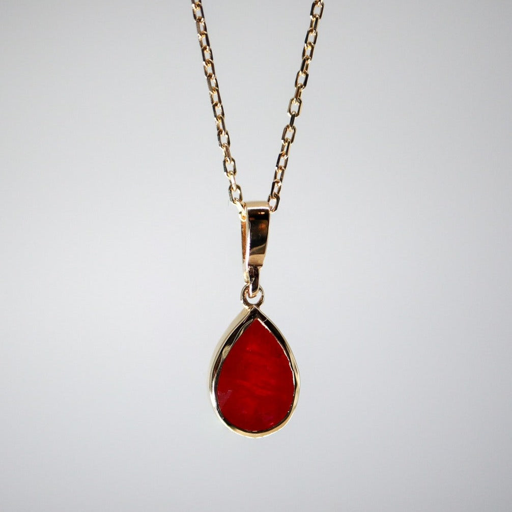 Doğum Ayı Taşı Yakut Damla Kolye (Temmuz)