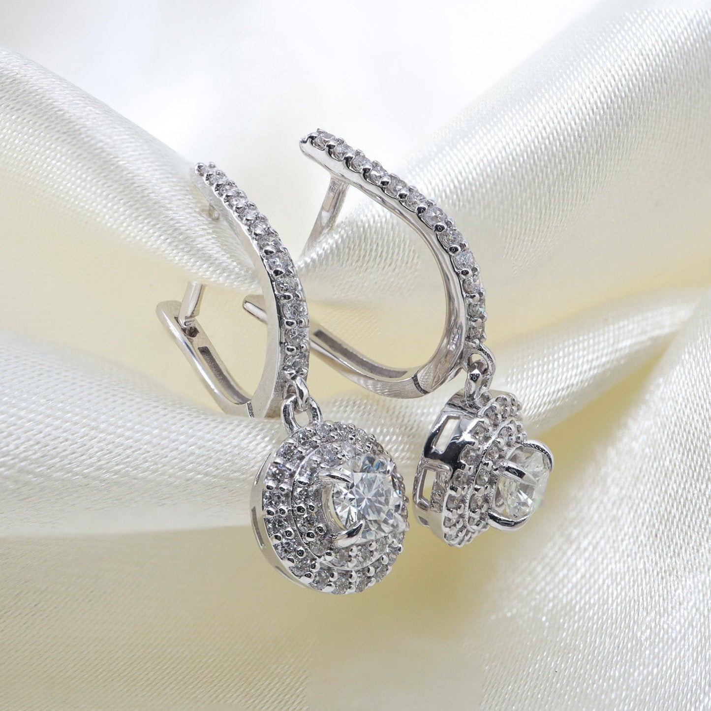 0,69ct Pırlanta Küpe