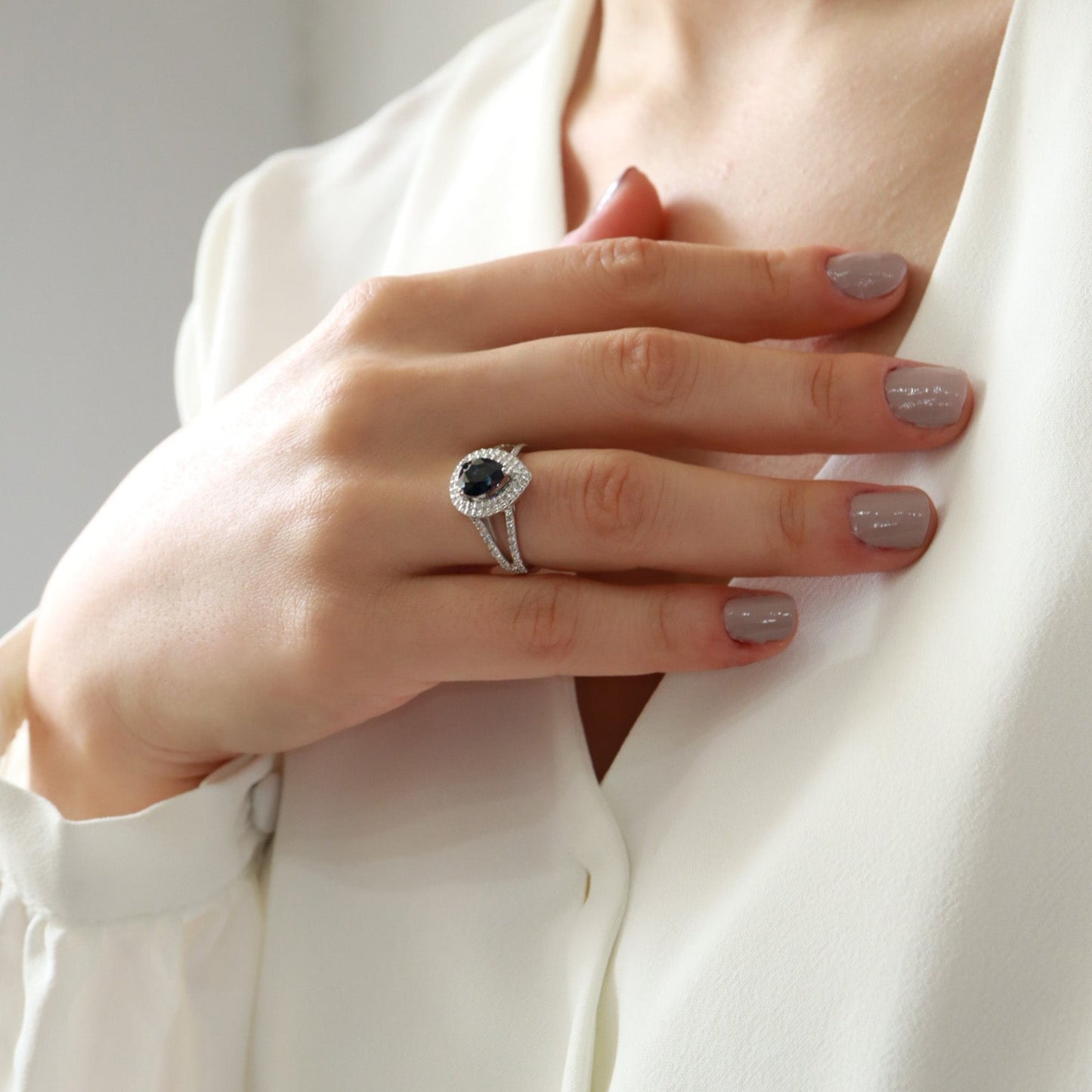 Damla Safir & Pırlanta Anturaj Yüzük