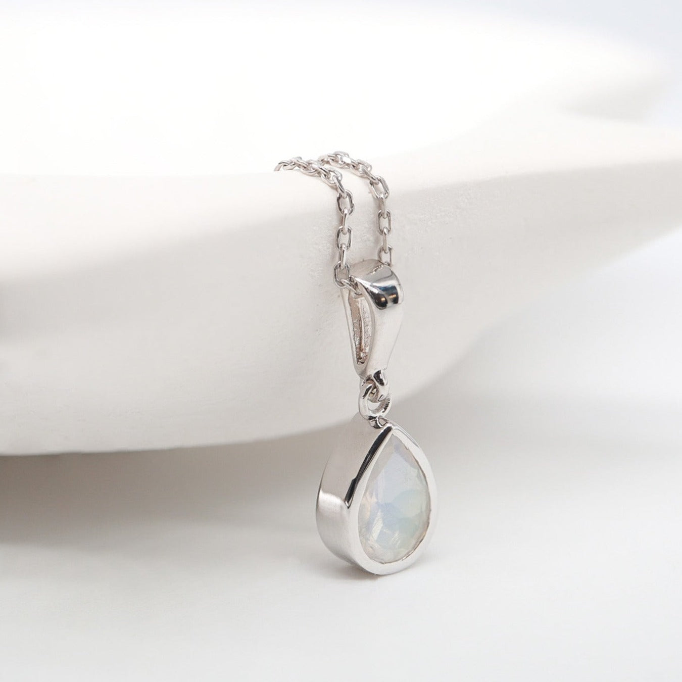 Doğum Ayı Taşı Moonstone Kolye (Haziran)