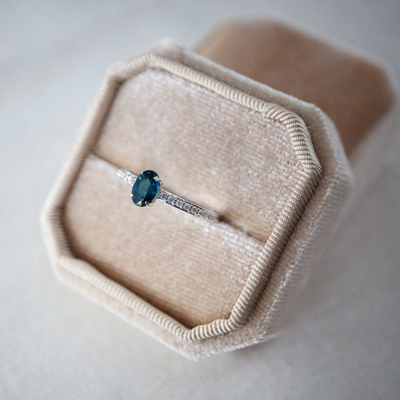 Oval Safir & Pırlanta