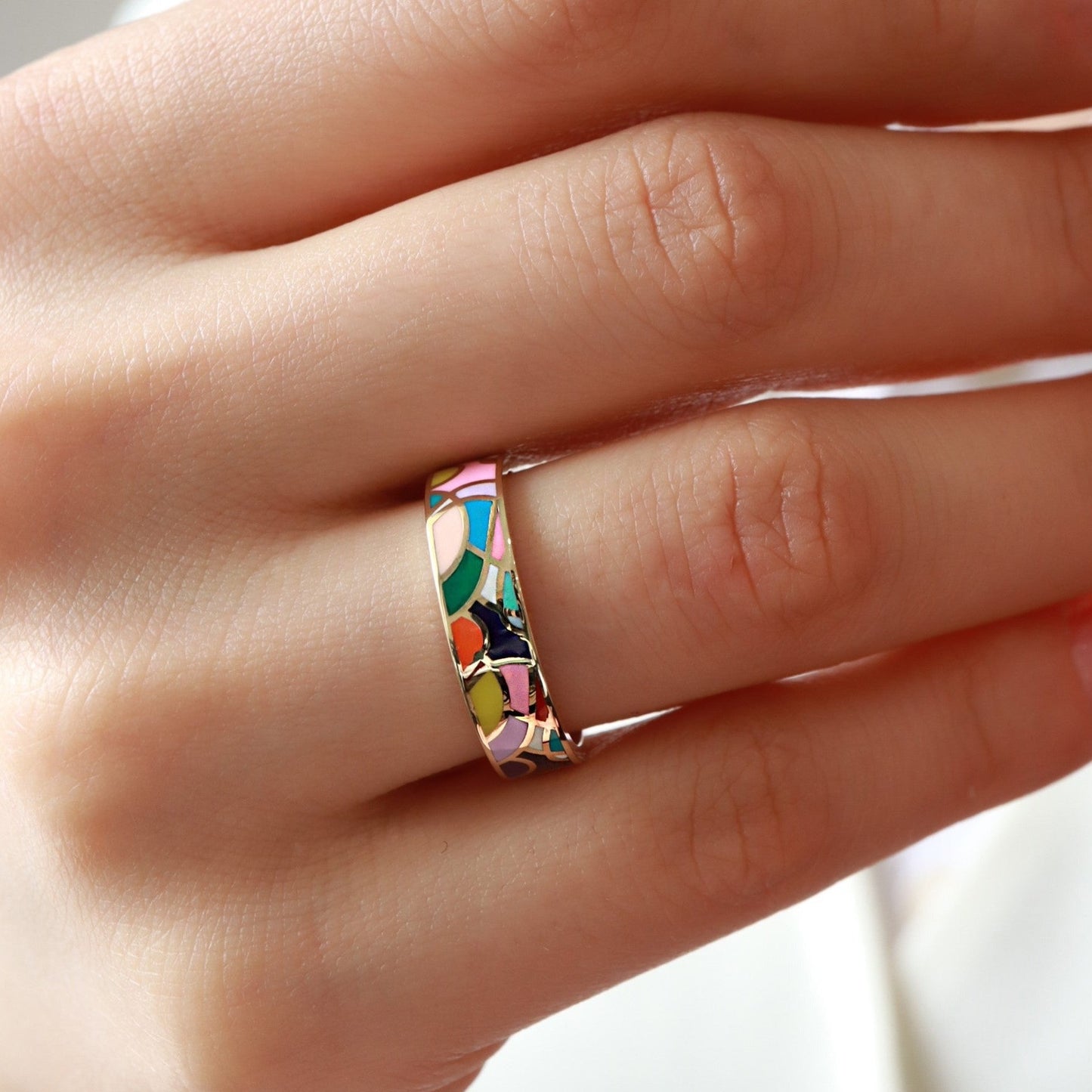 Renkli Mineli Alyans Yüzük