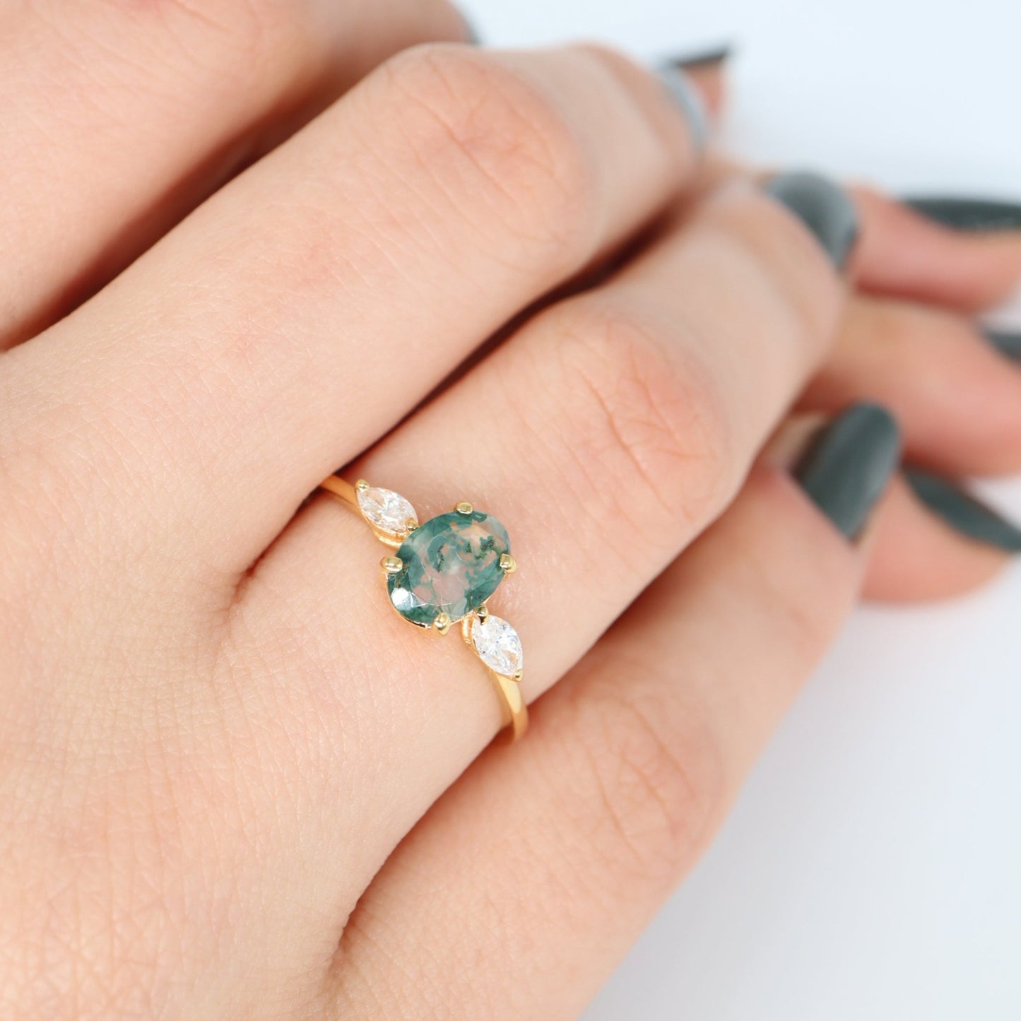 Oval Moss Agate & Markiz Pırlantalı Yüzük