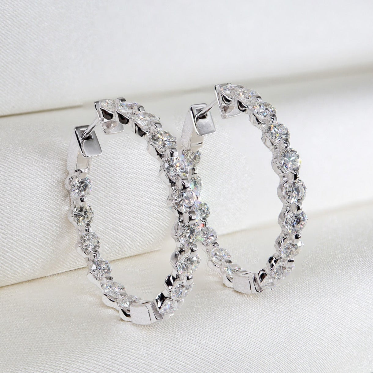 4,80ct Halka Pırlanta Küpe