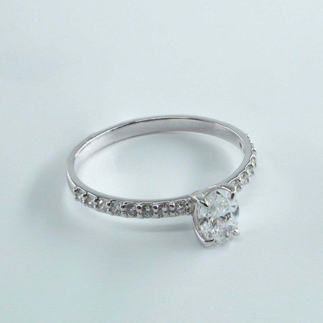 0,70ct Oval Taşlı Pırlanta Yüzük