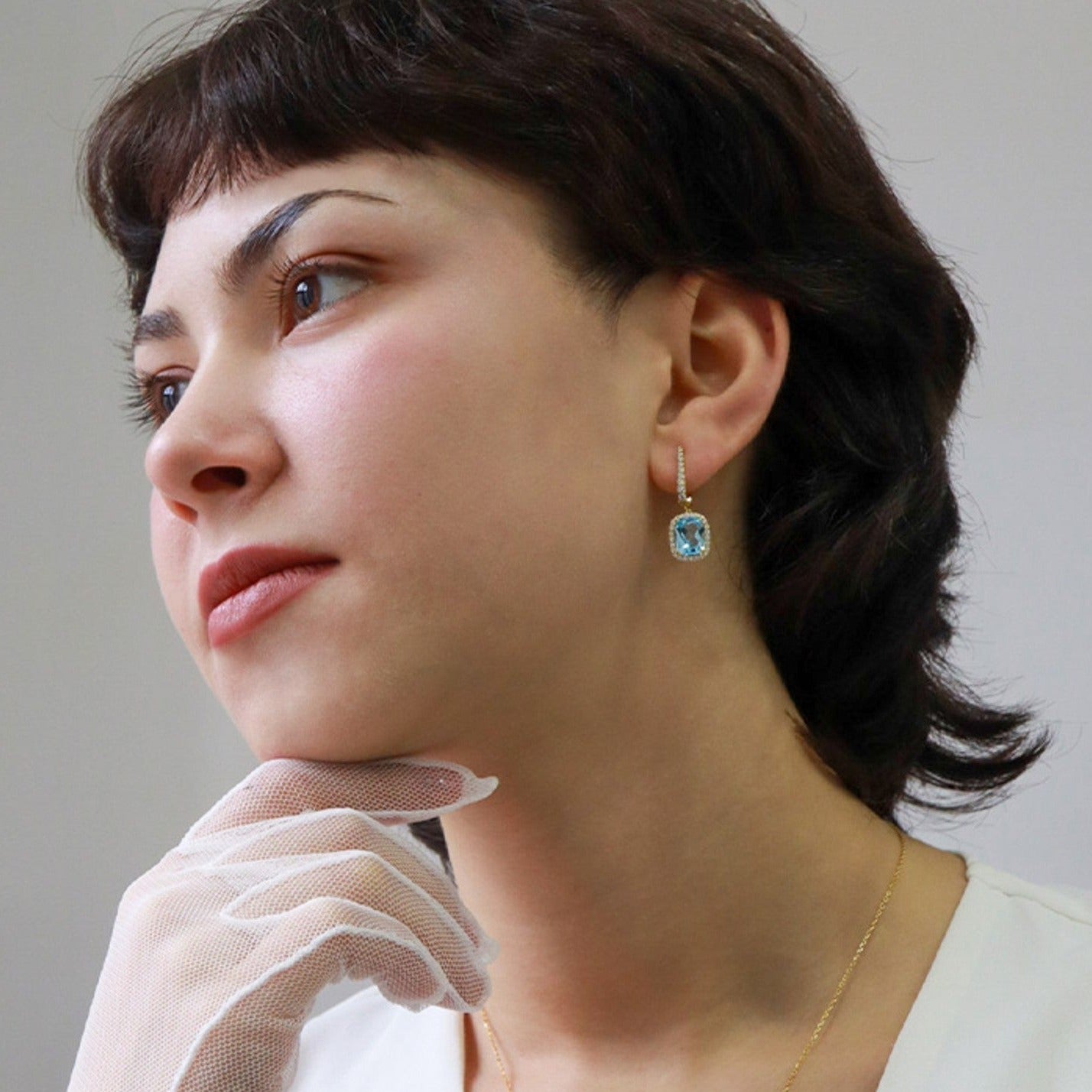 Cushion Kesim Mavi Topaz & Pırlanta Küpe