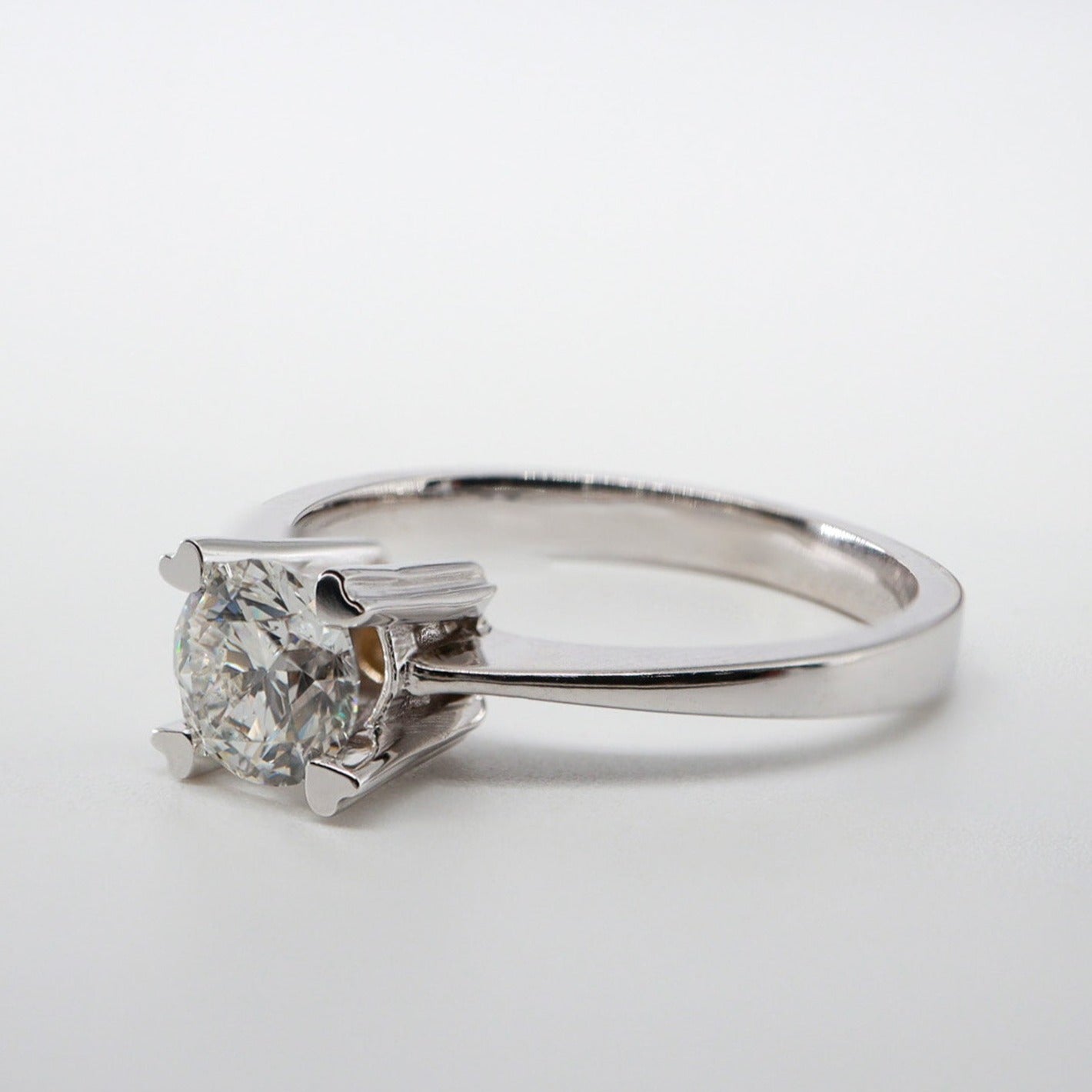 0,50ct Kalp Tırnak Tasarım Tektaş