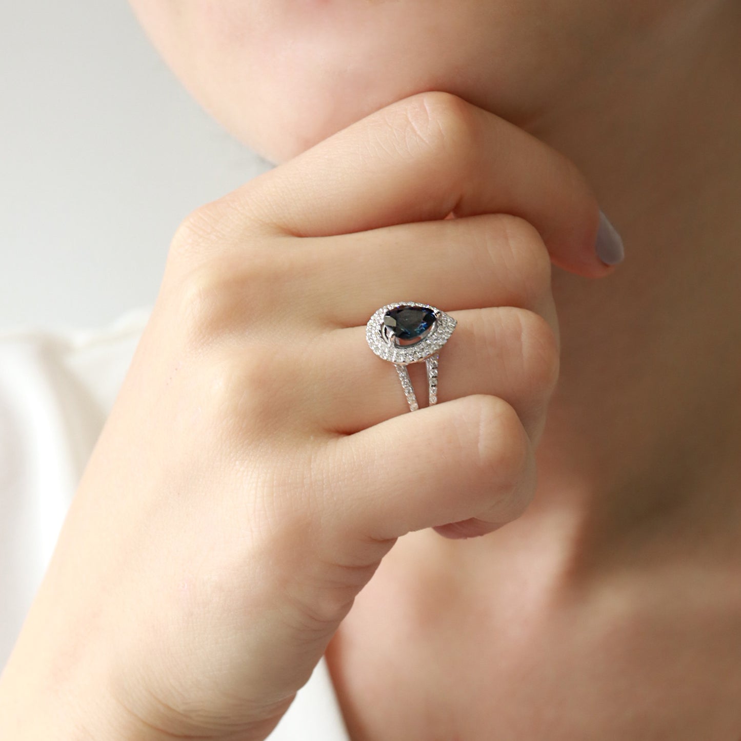 Damla Safir & Pırlanta Anturaj Yüzük