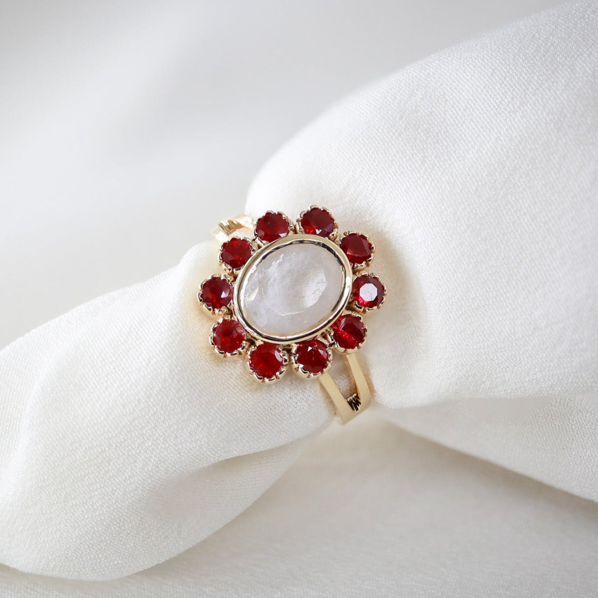 Moonstone & Yakut Vintage Yüzük