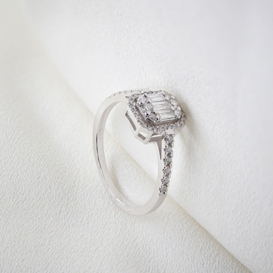 0,35ct Baget Pırlanta Yüzük