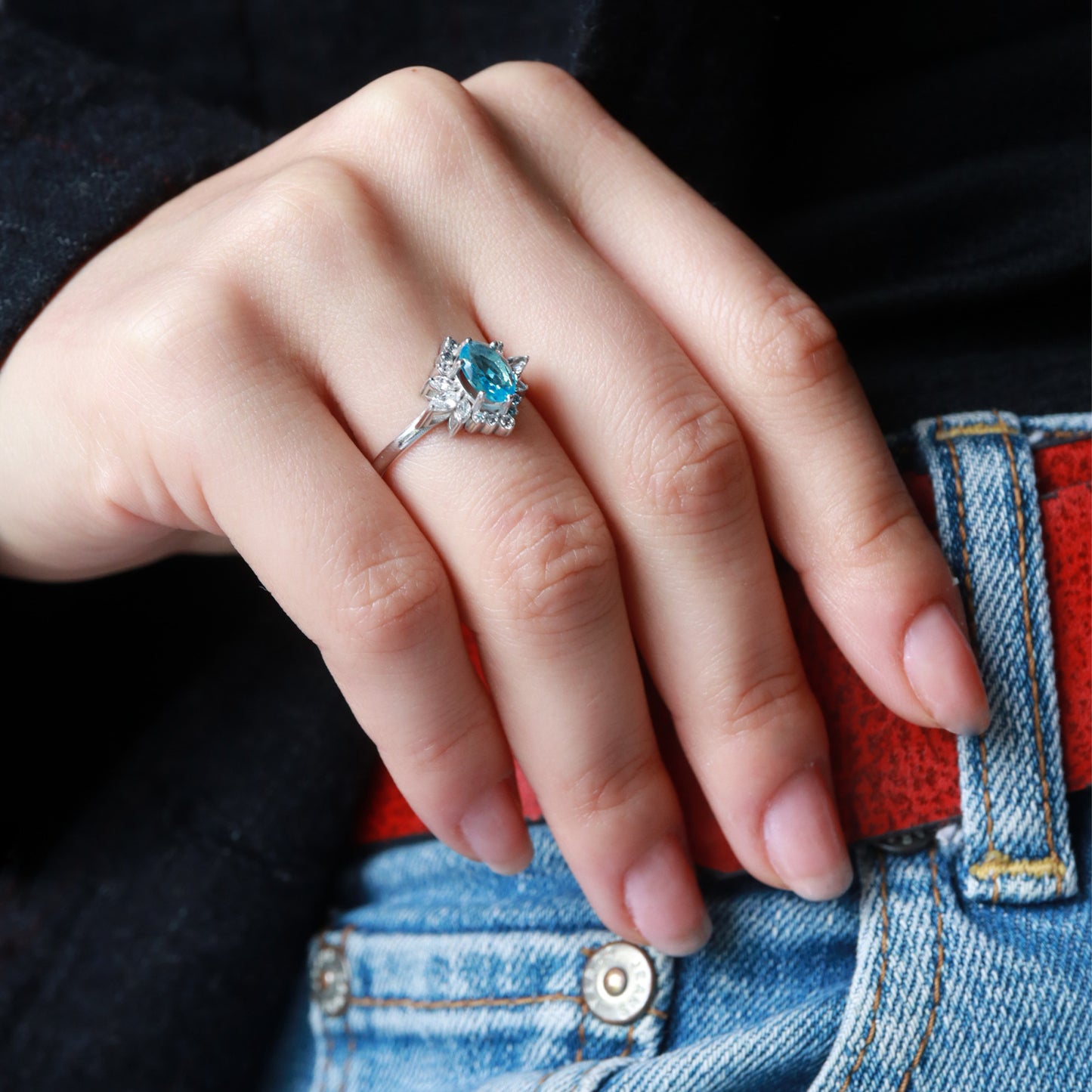 Oval Aquamarin & Markiz Pırlanta