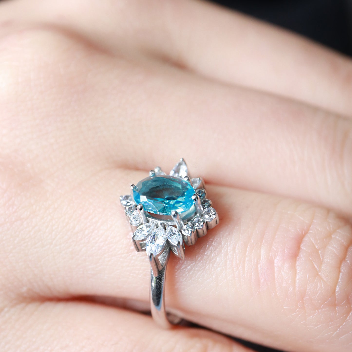 Oval Aquamarin & Markiz Pırlanta