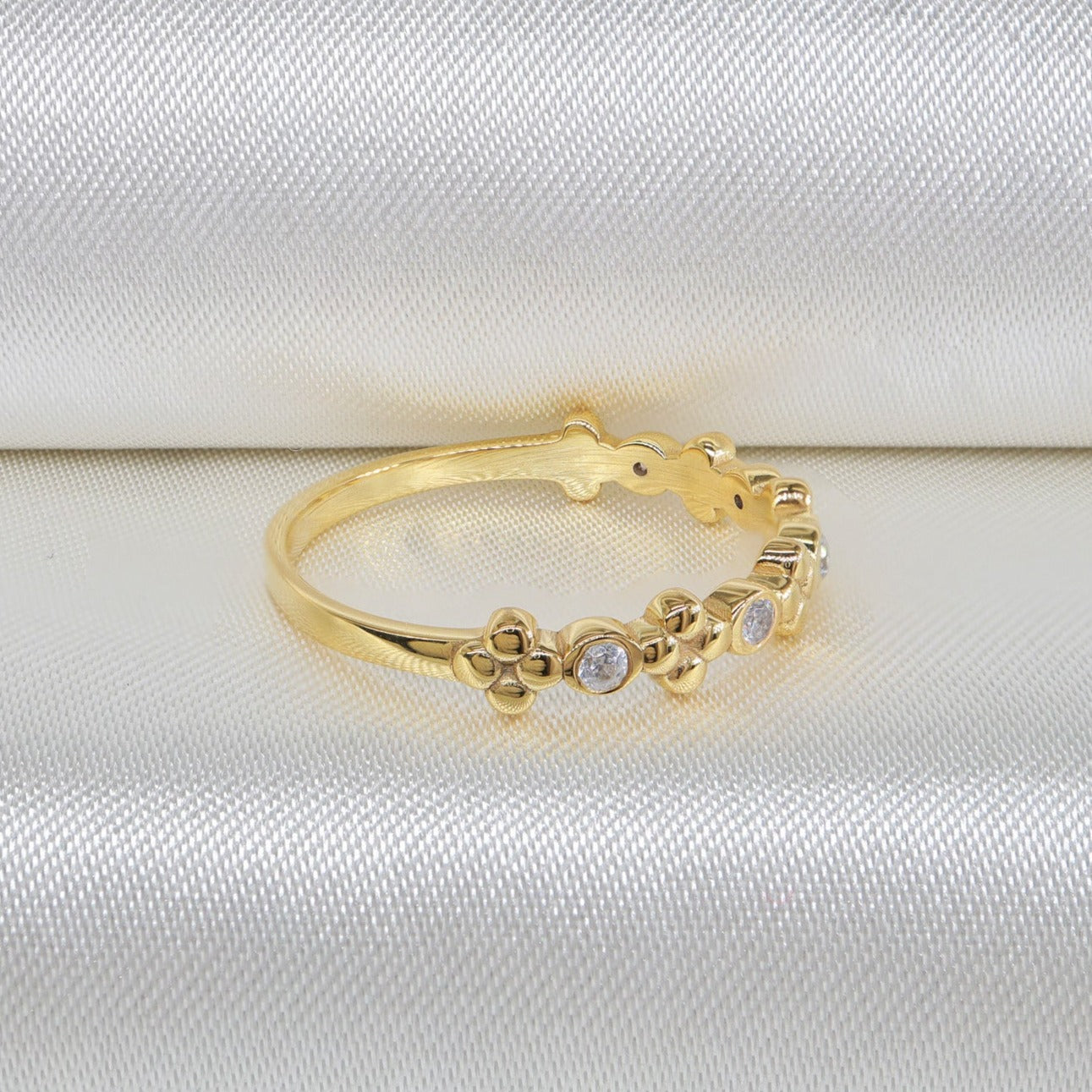 Minimal Pırlantalı Yüzük