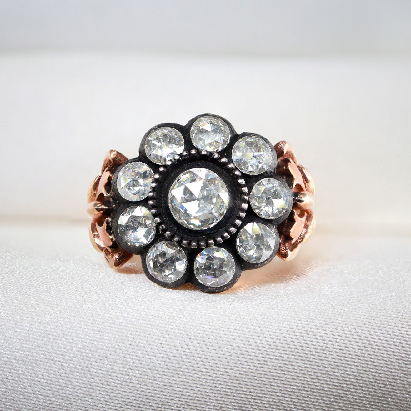 1,30ct Elmas Gül Model Yüzük