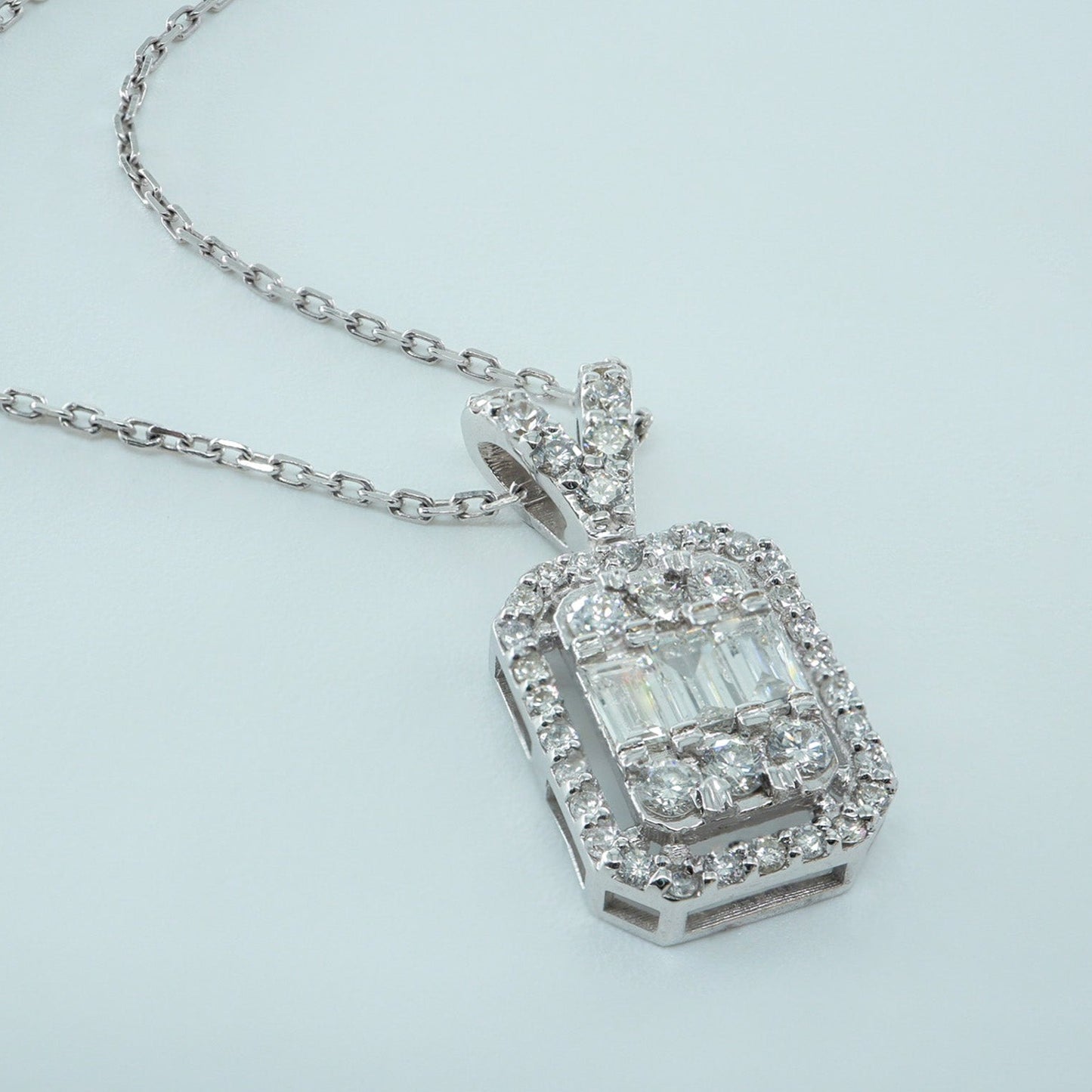 0,50ct Pırlanta Baget Kolye