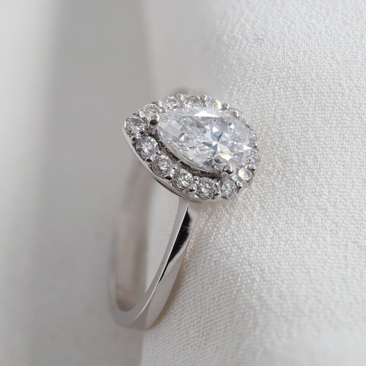 0,74ct Damla Pırlanta