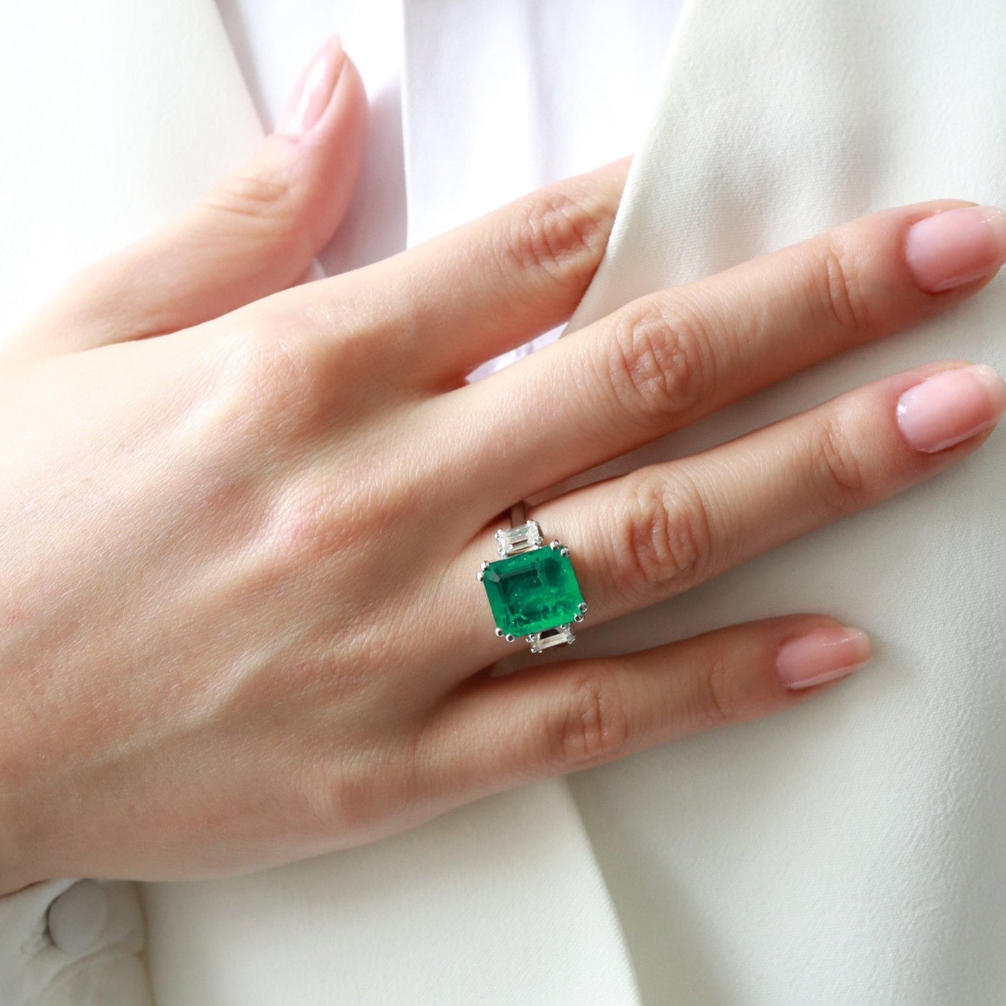 0,40ct Emerald Cut Baget Pırlantalı & Zümrüt Yüzük