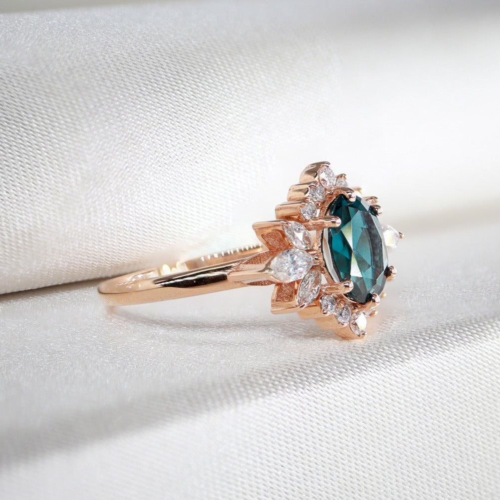 Oval London Topaz & Markiz Pırlanta