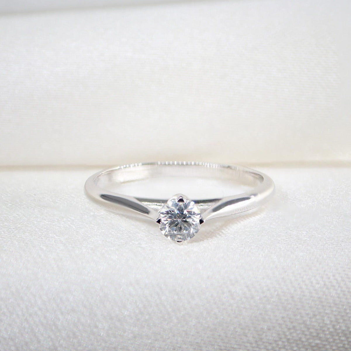 0,18ct Tektaş Yüzük