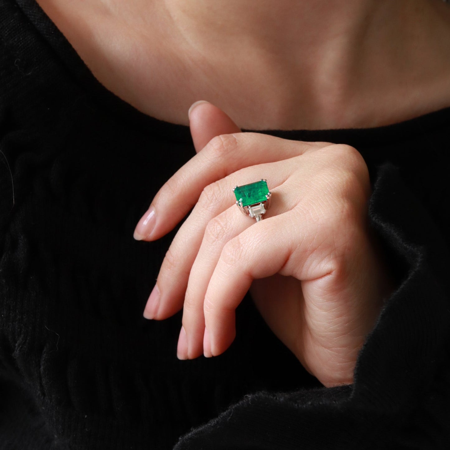 0,55ct Emerald Cut Baget Pırlantalı & Zümrüt Yüzük