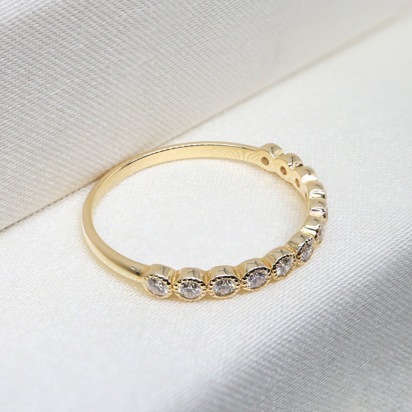 Minimal Vintage Yarım Tur Yüzük