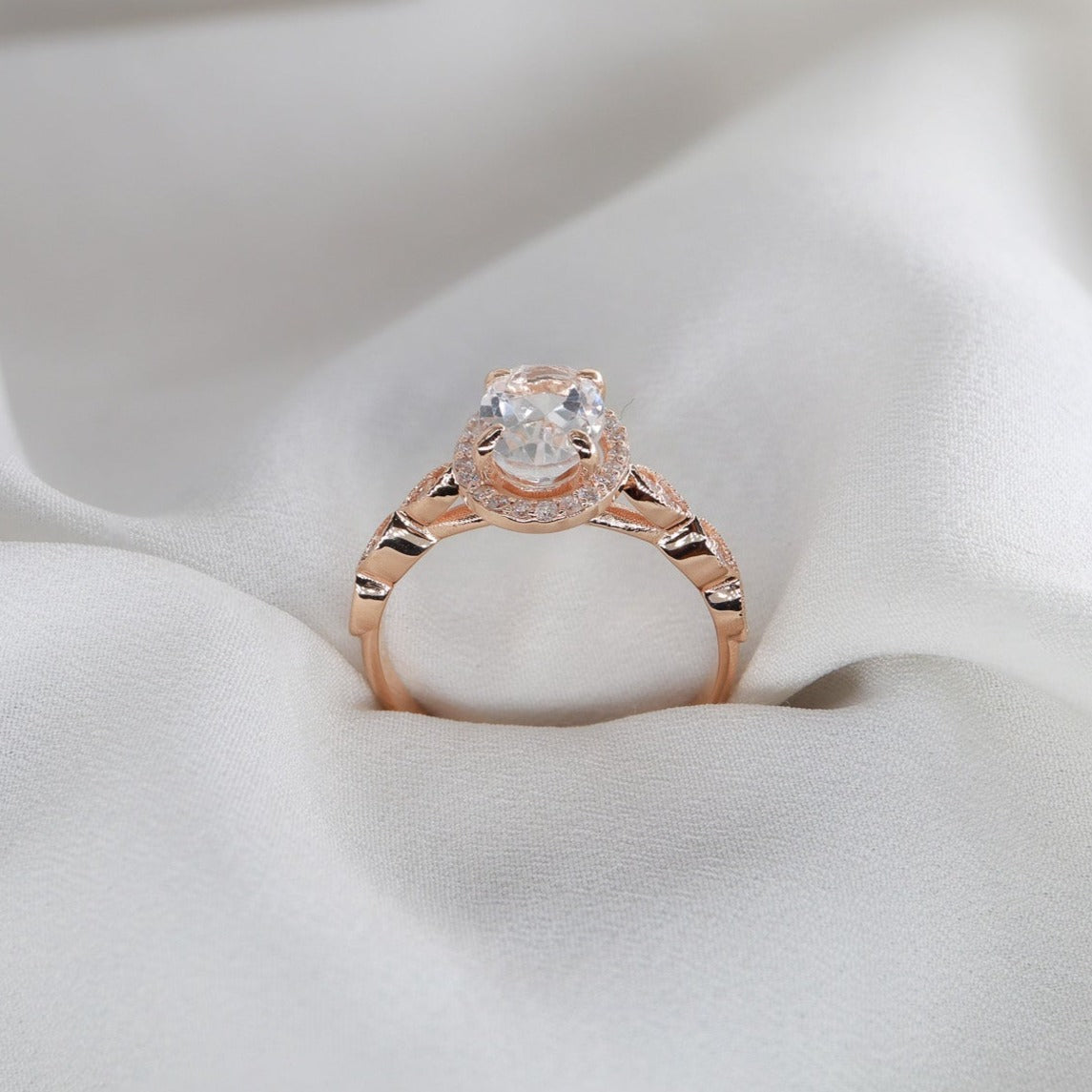 Oval Morganite & Pırlanta Vintage Yüzük