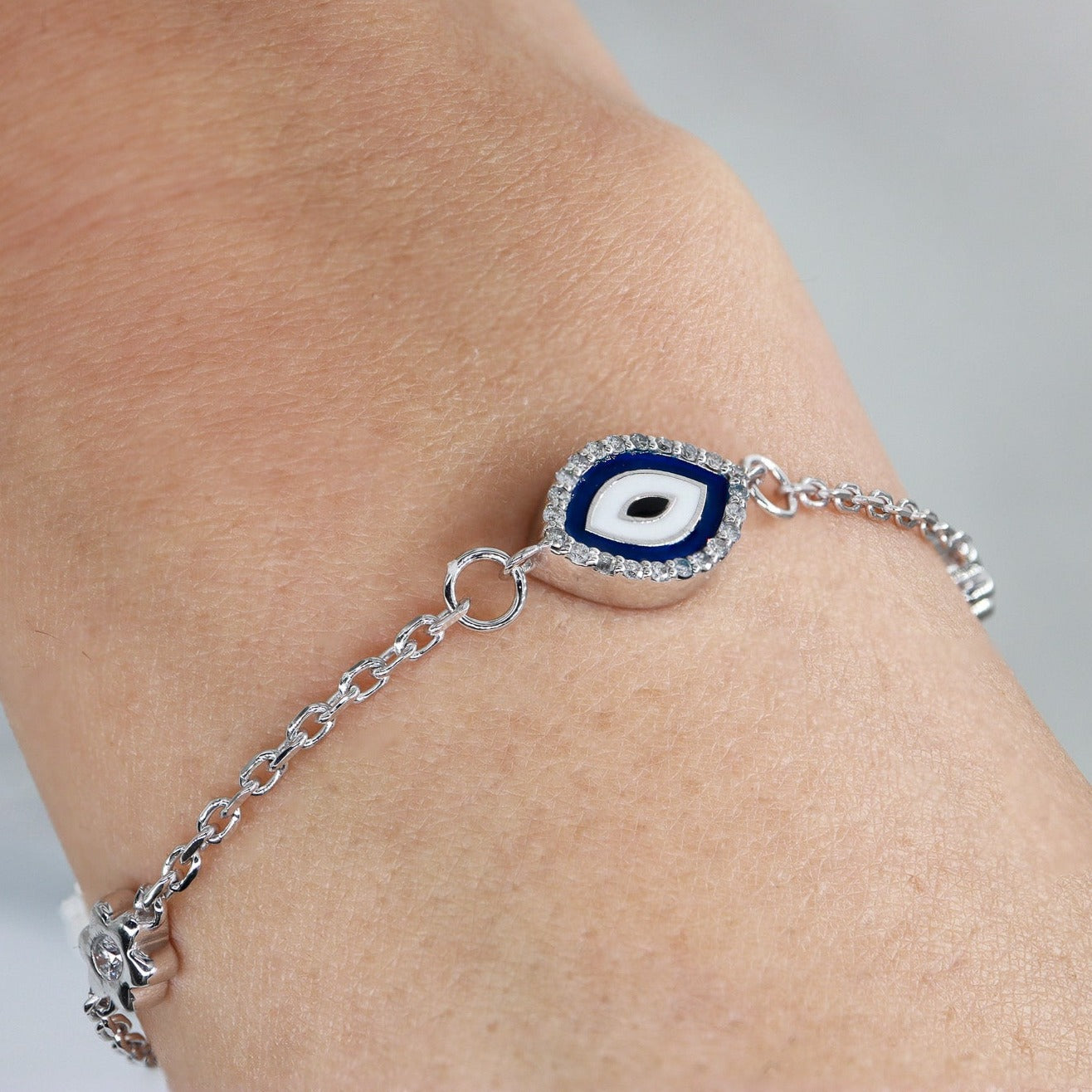 Mineli Nazar Boncuklu Pırlanta Bileklik