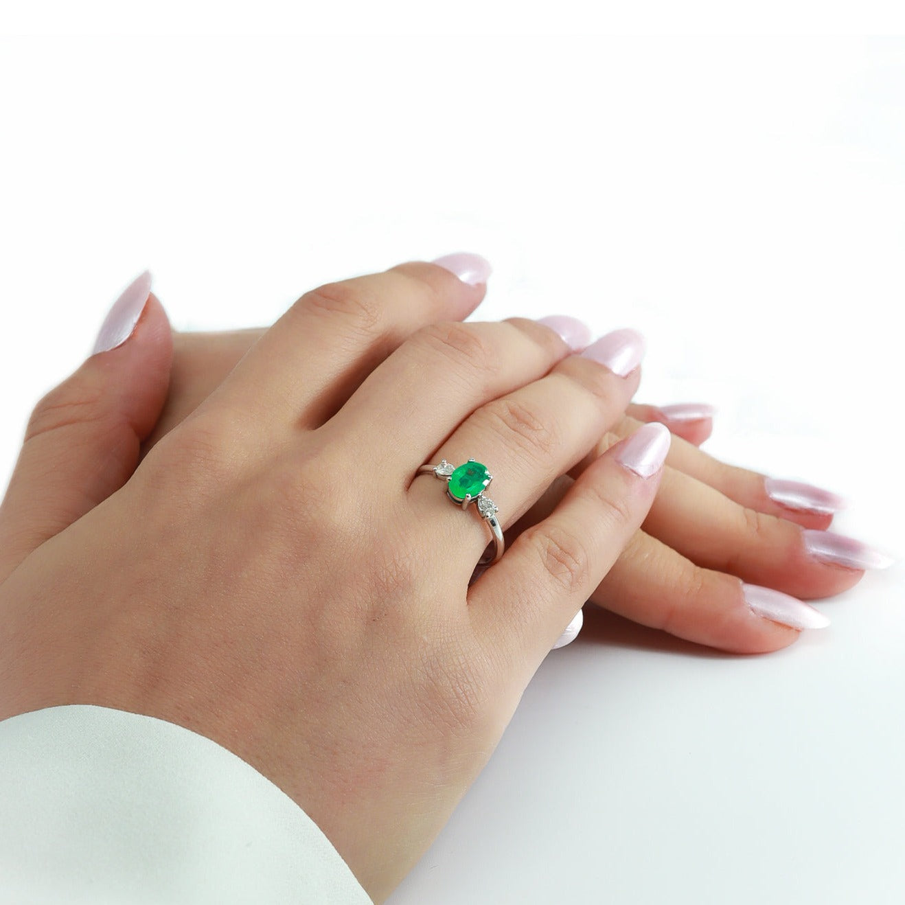 Oval Zümrüt & Damla Pırlanta