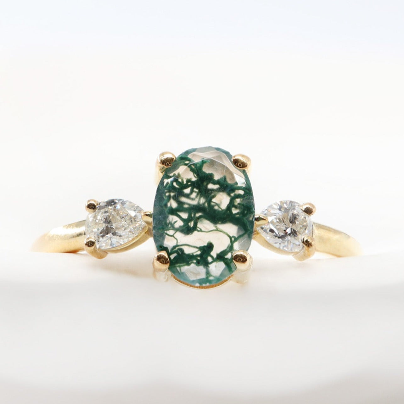 Oval Kesim Moss Agate & Pırlanta Yüzük