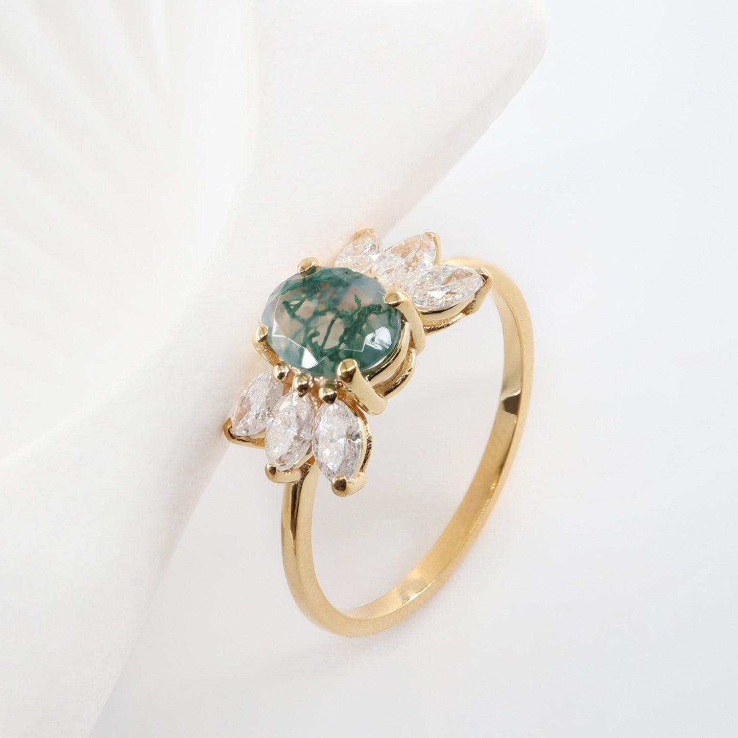 Oval Moss Agate & Markiz Pırlanta Yüzük