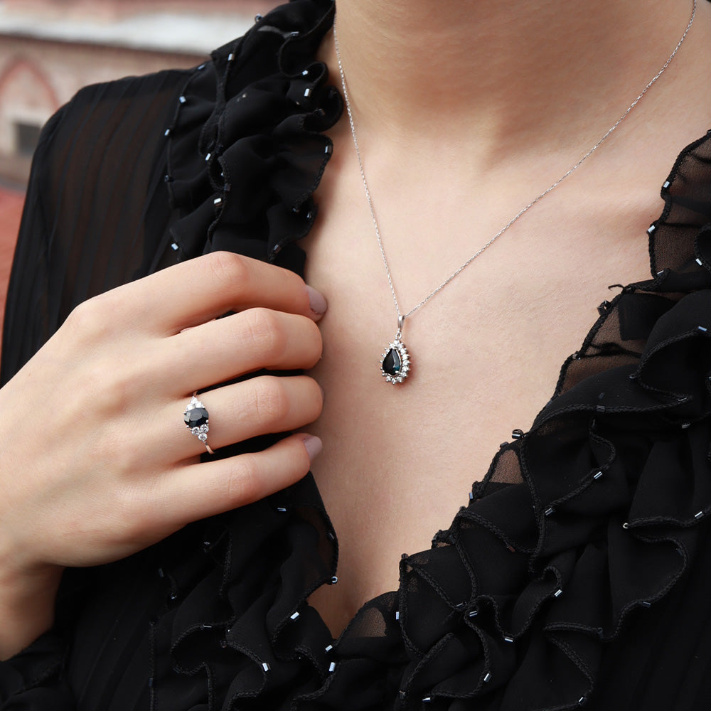 Damla Safir & Pırlanta Kolye