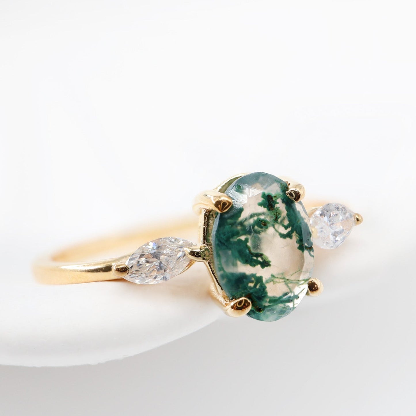 Oval Moss Agate & Markiz Pırlantalı Yüzük