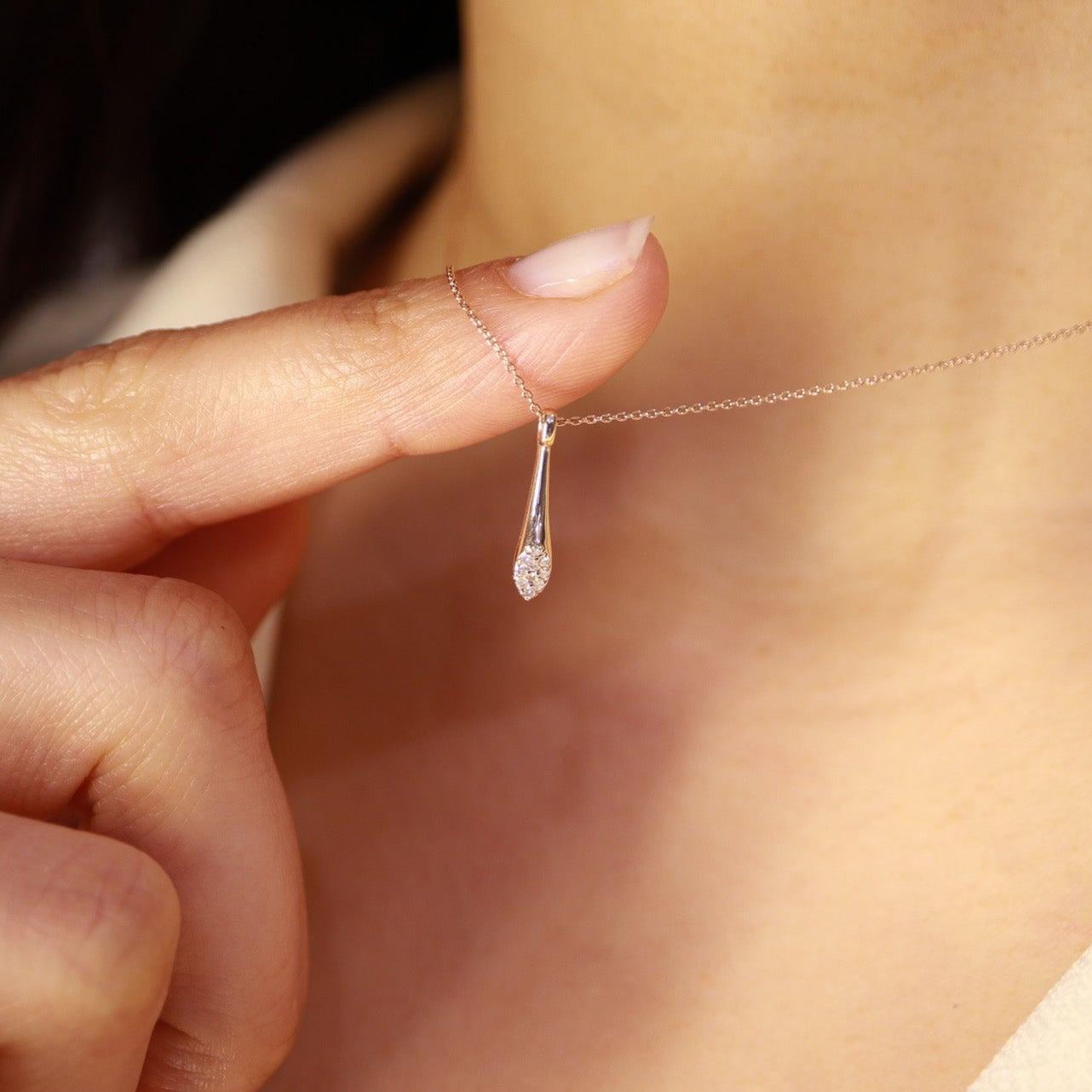 Minimal Pırlantalı Kolye