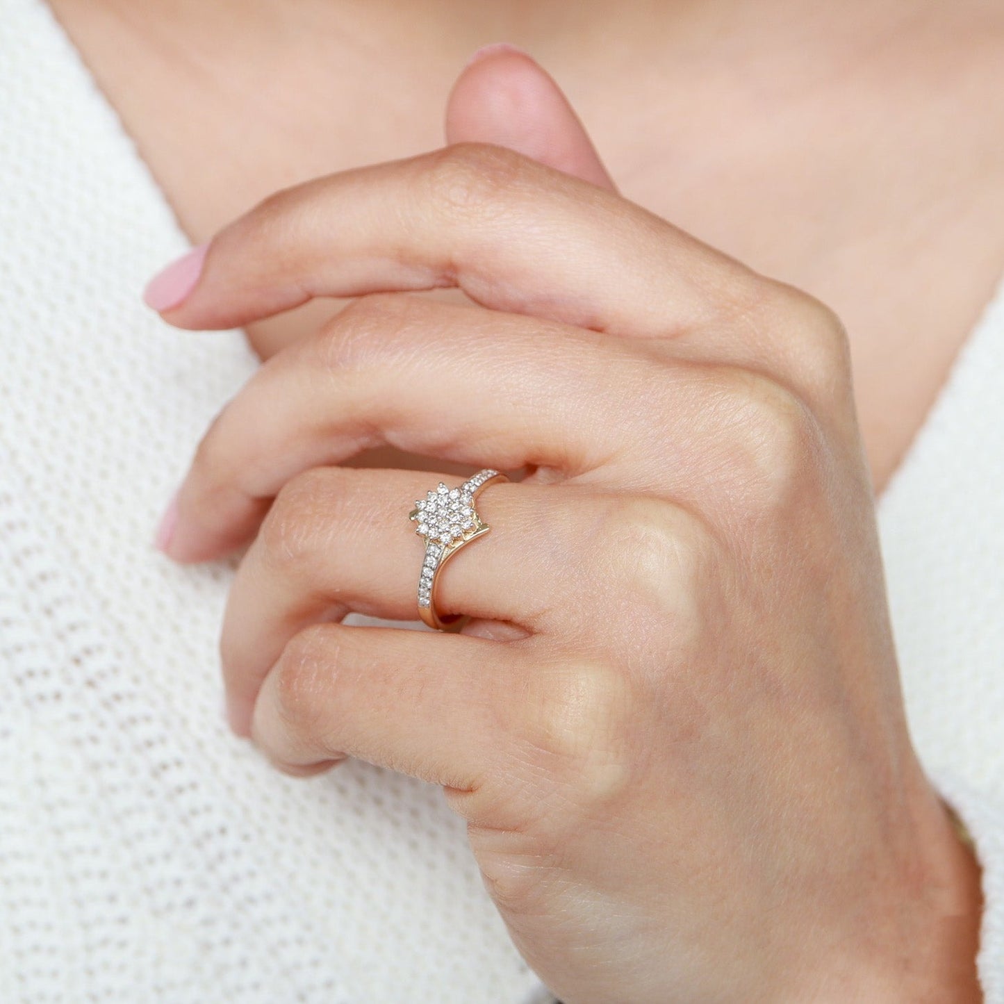 Pırlanta Nişan Yüzüğü