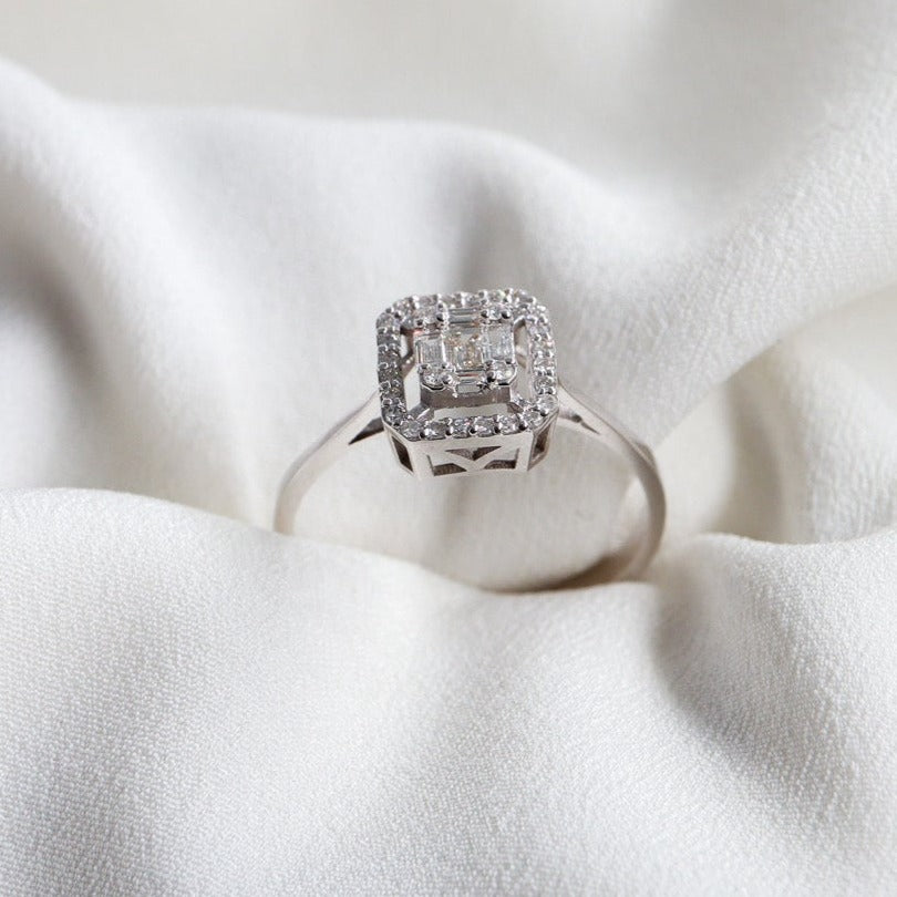 0,17ct Baget Pırlanta Yüzük