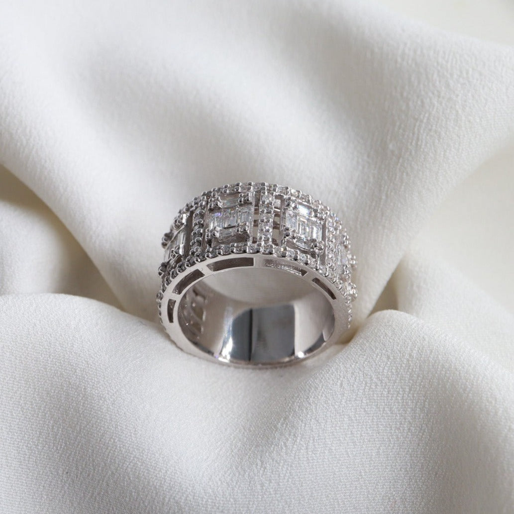 1,10ct Baget Yarım Tur Pırlanta Yüzük