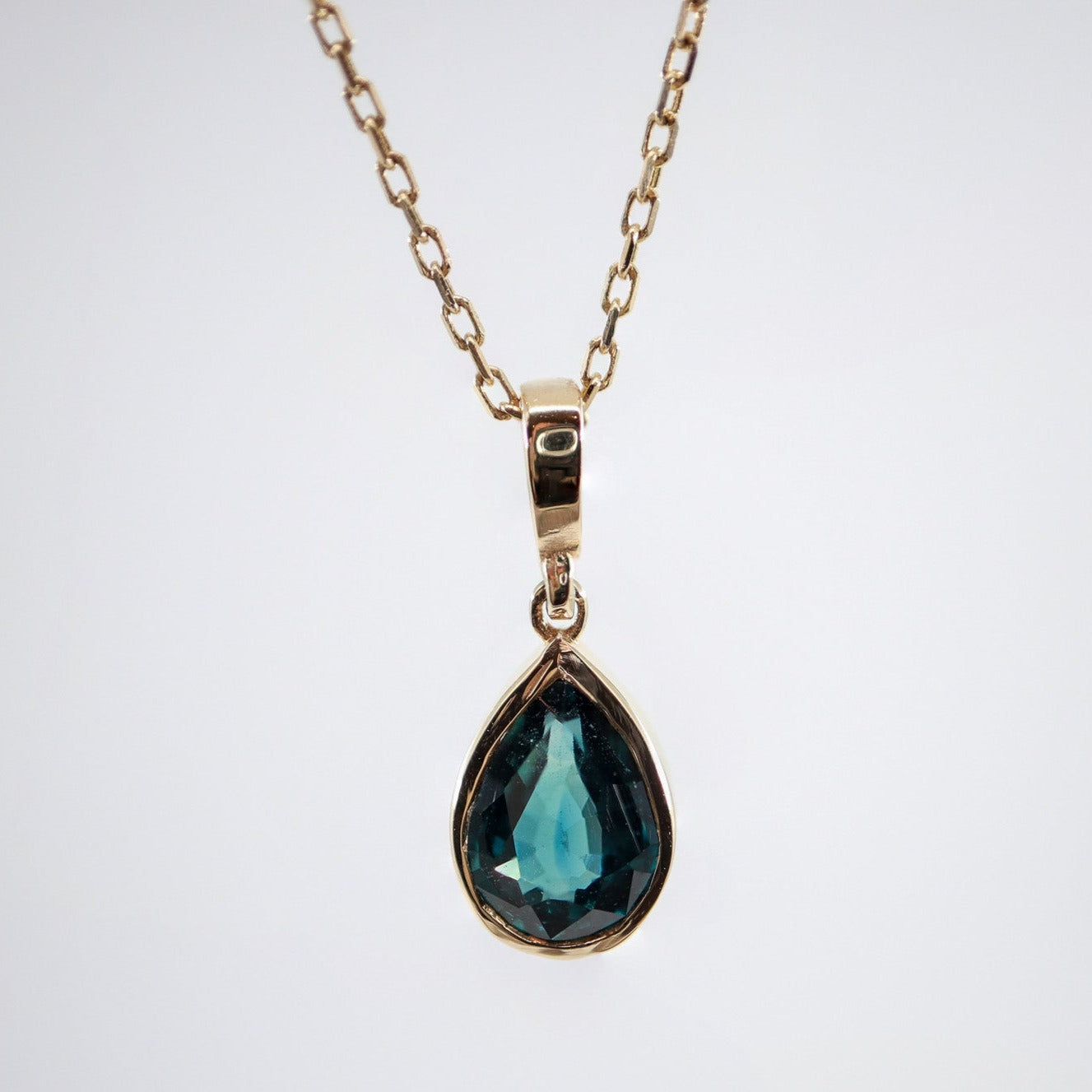 Doğum Ayı Taşı Safir Damla Kolye (Eylül)