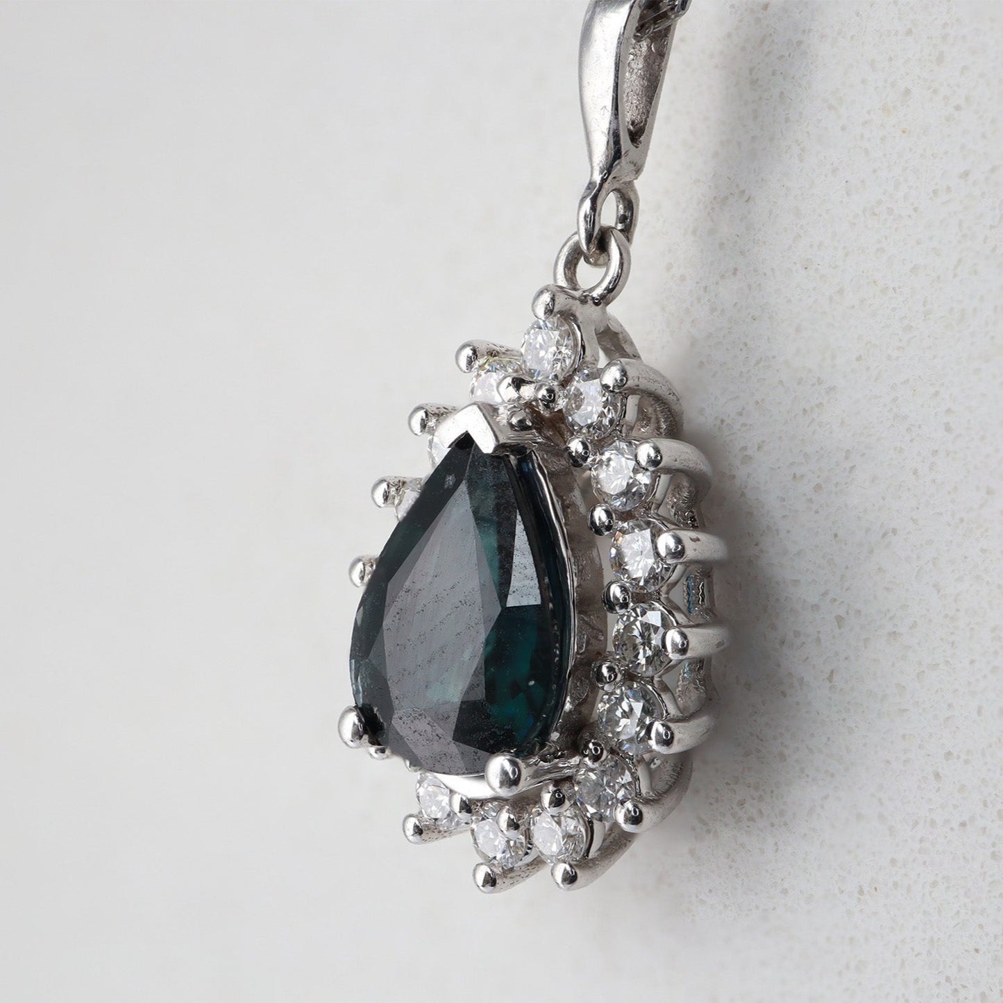 Damla Safir & Pırlanta Kolye