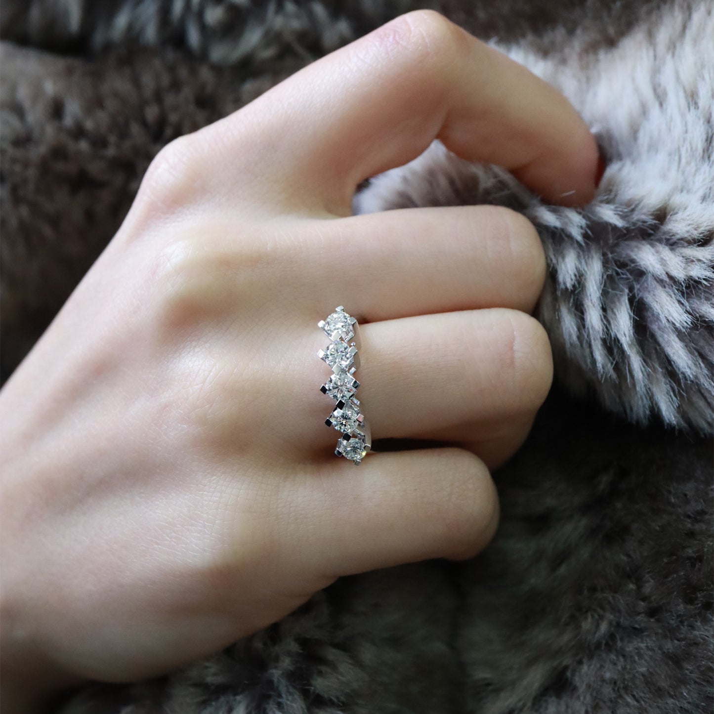 0,90ct 5 Taş Yüzük